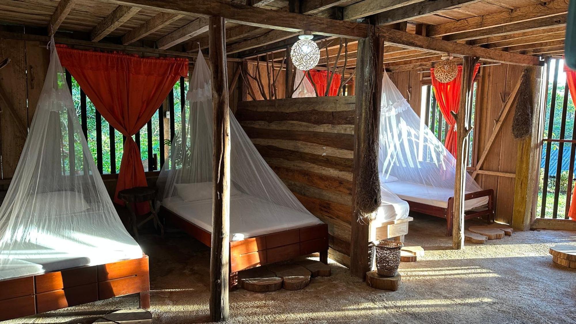 Huaca Huaca Hostel Mocoa Exteriör bild
